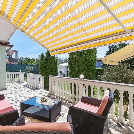 2 Bedroom Beautiful Apartment In Valtura Εξωτερικό φωτογραφία