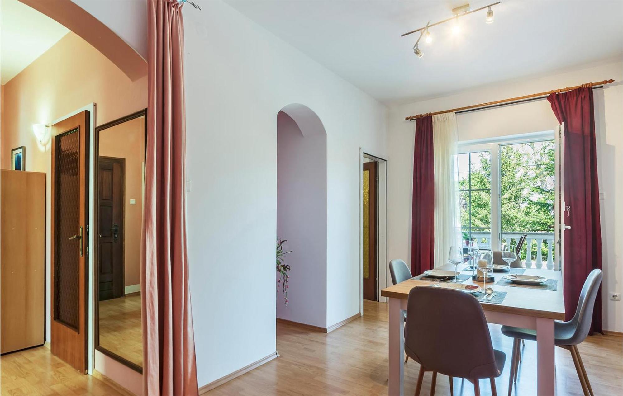 2 Bedroom Beautiful Apartment In Valtura Εξωτερικό φωτογραφία