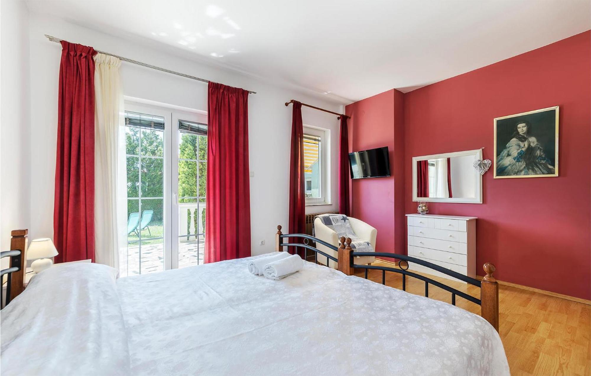 2 Bedroom Beautiful Apartment In Valtura Εξωτερικό φωτογραφία