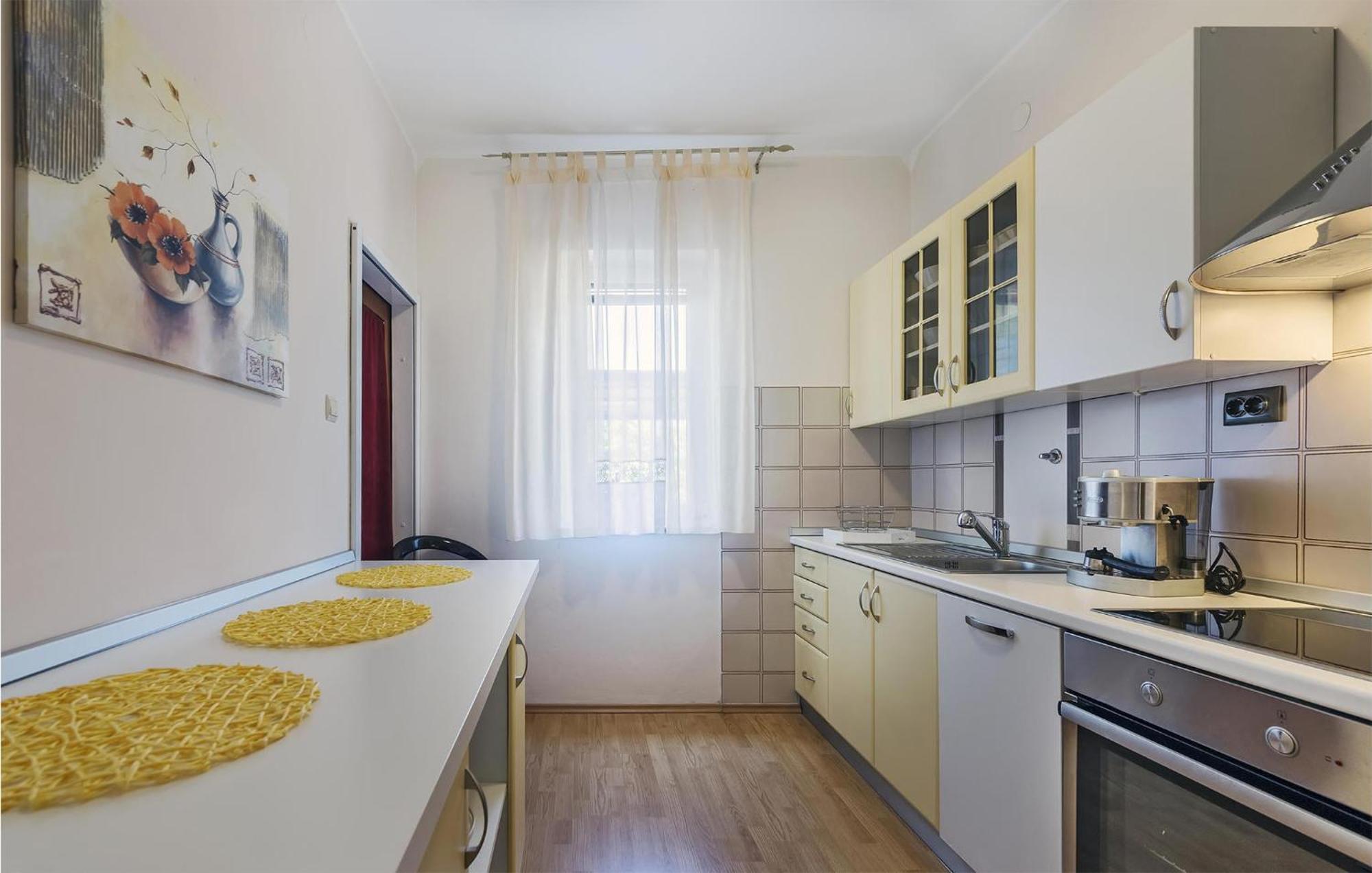 2 Bedroom Beautiful Apartment In Valtura Εξωτερικό φωτογραφία