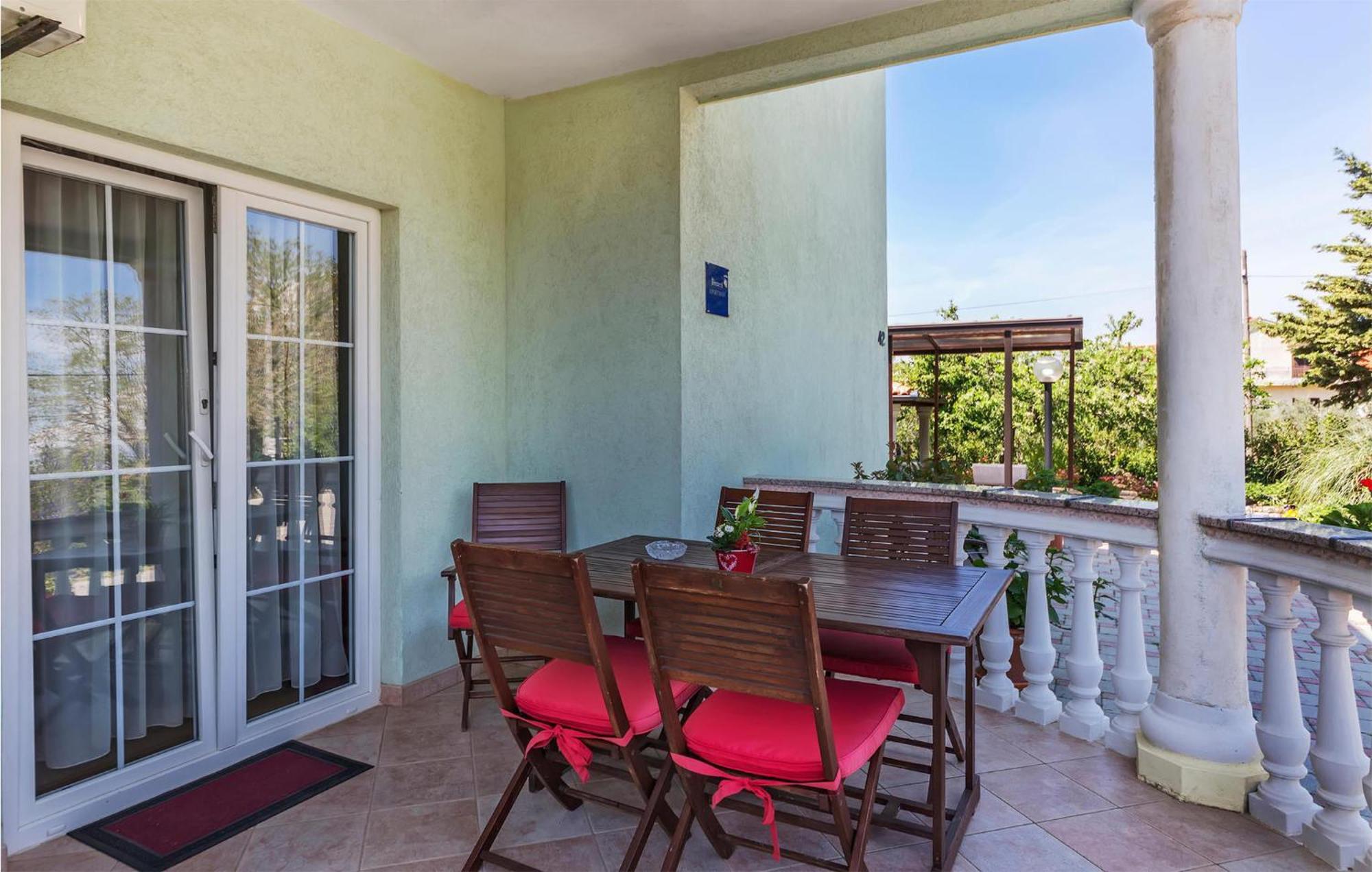 2 Bedroom Beautiful Apartment In Valtura Εξωτερικό φωτογραφία