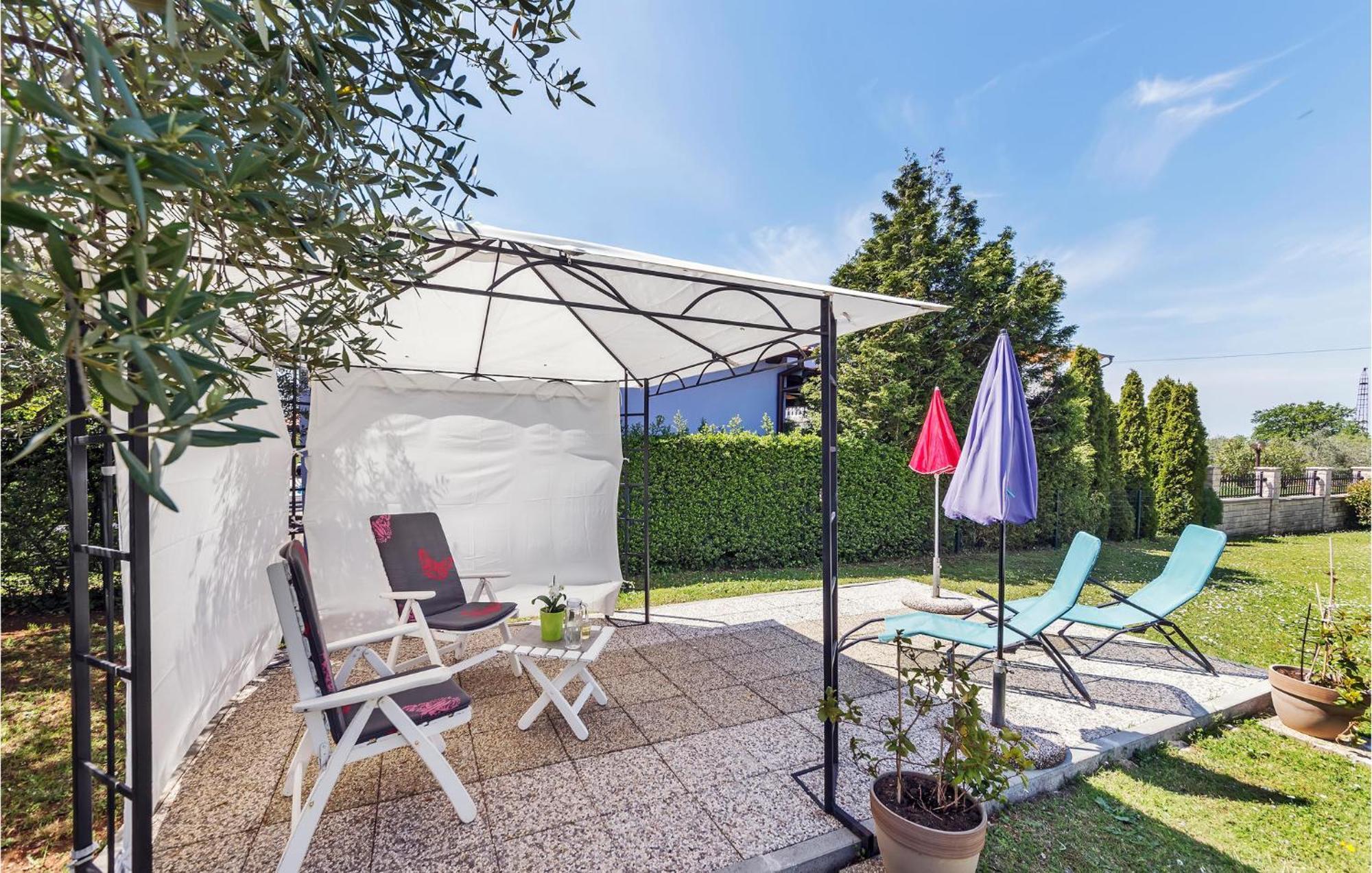 2 Bedroom Beautiful Apartment In Valtura Εξωτερικό φωτογραφία